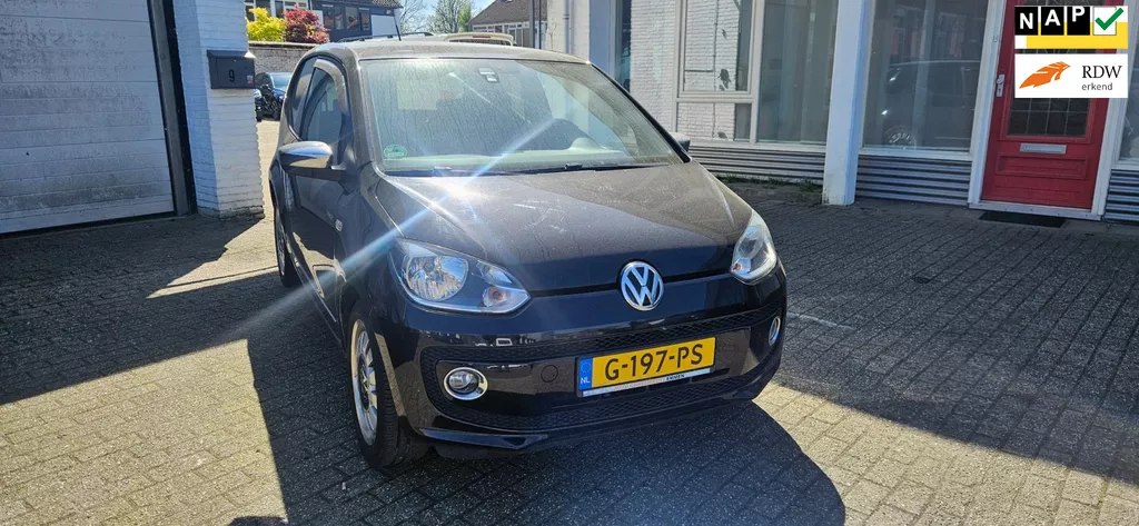 Volkswagen Up! 1.0 high up!