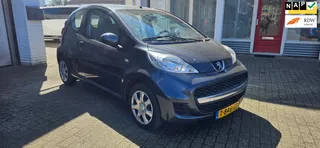 Peugeot 107 1.0-12V Urban Move
