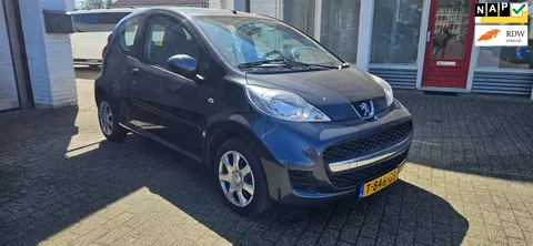 Peugeot 107 1.0-12V Urban Move